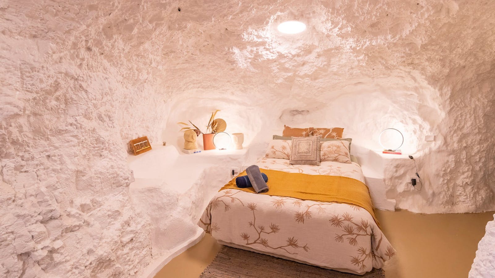 Master Bedroom of Daybreak Dugout