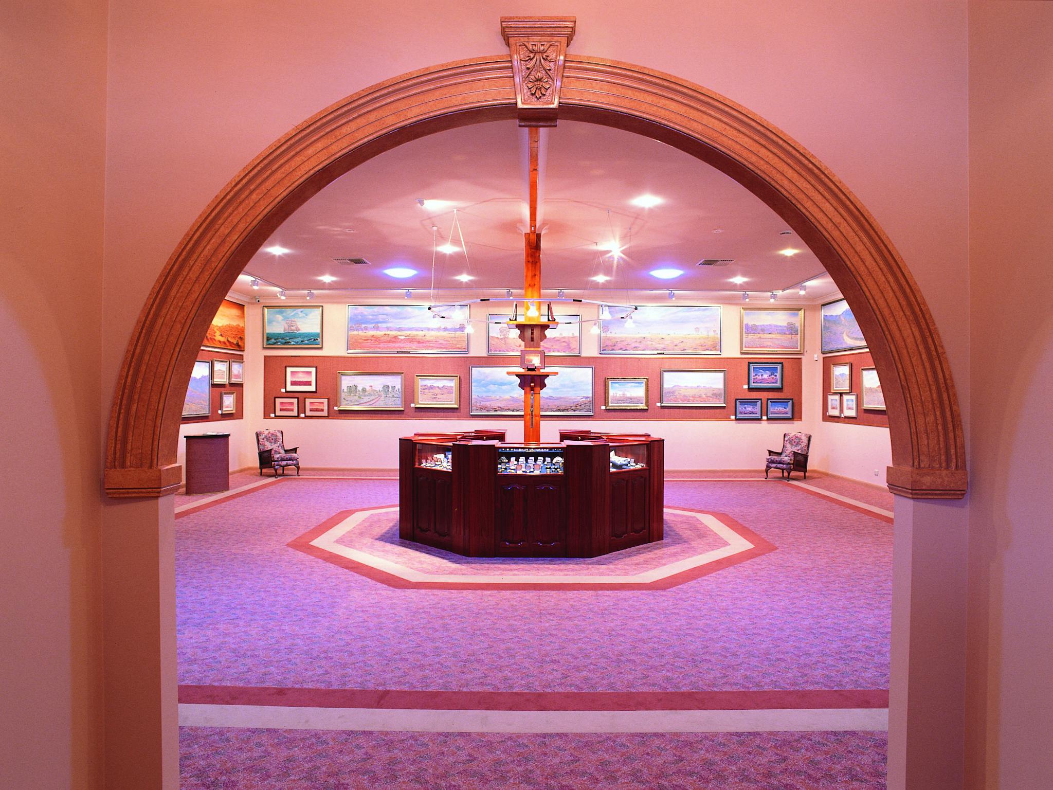 Absaloms Gallery