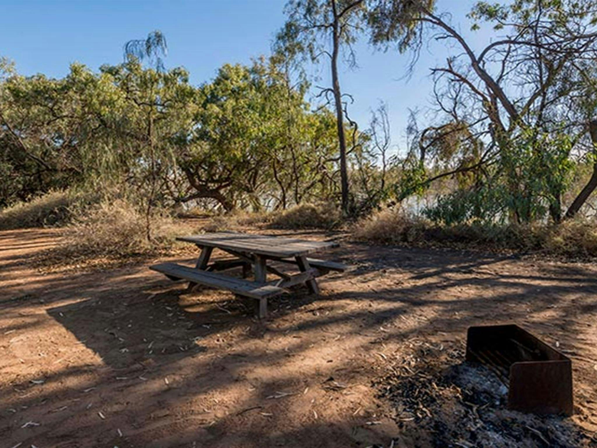 Picnic table at Morton Boulka picnic area. Photo: John Spencer/DPIE